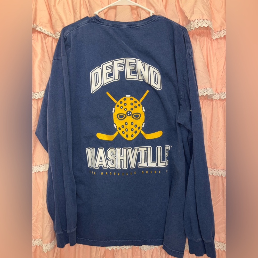Men’s Nashville Predators Long Sleeve Shirt